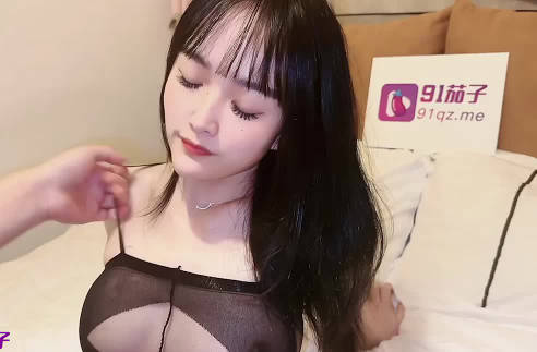 91茄子.淫荡女友骚扰我工作后的惩罚-薇薇